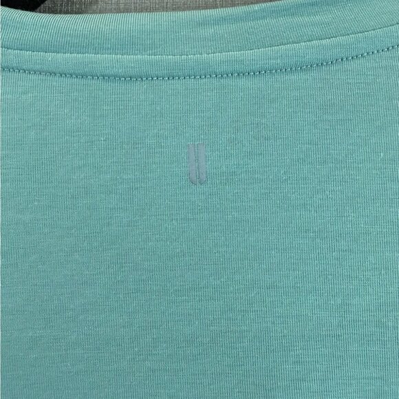 NOBULL Light Green Boxy Crop T-Shirt CrossFit Training Shirt - Picture 3 of 4